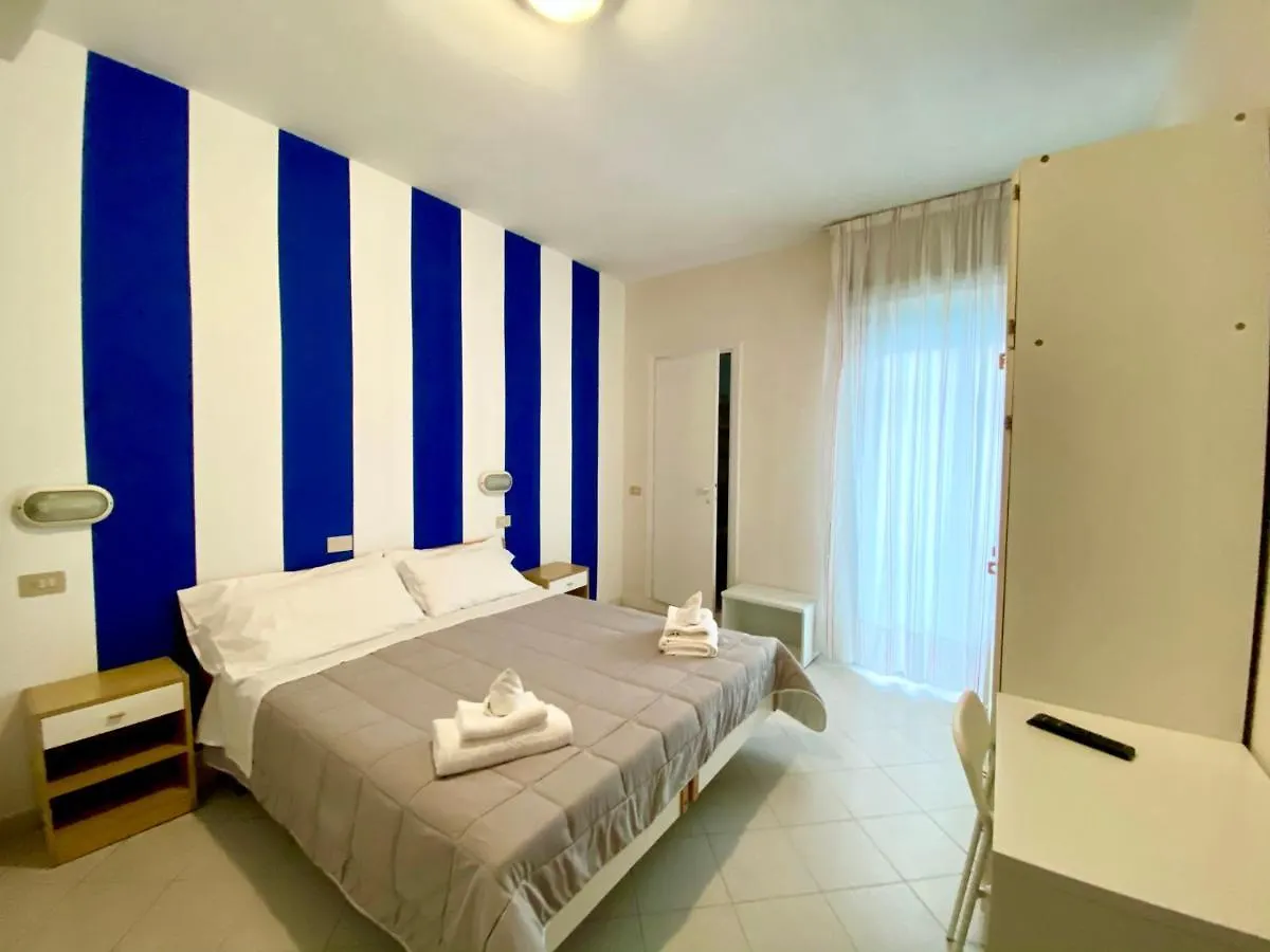 Family Hotel Las Vegas Riccione 3*,