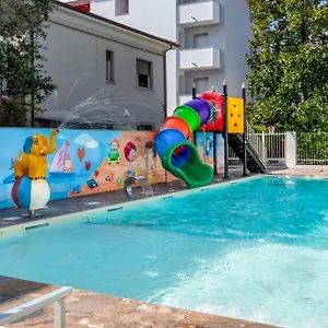 Filmare Hotel apartamentowy