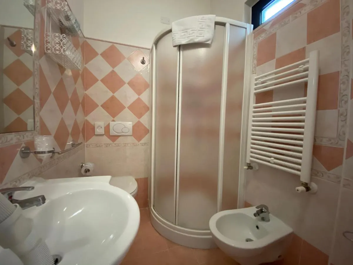 Family Hotel Las Vegas Riccione 3*,
