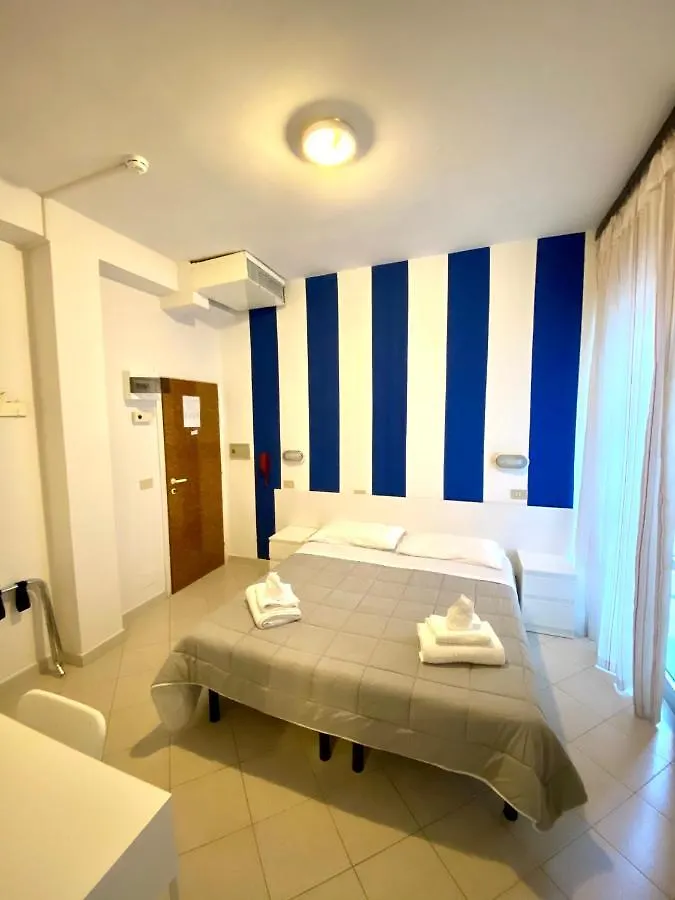 ***  Family Hotel Las Vegas Riccione Italy