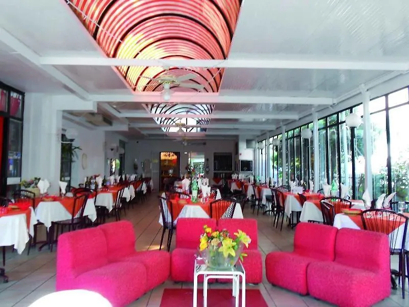 ***  Family Hotel Las Vegas Riccione Italy
