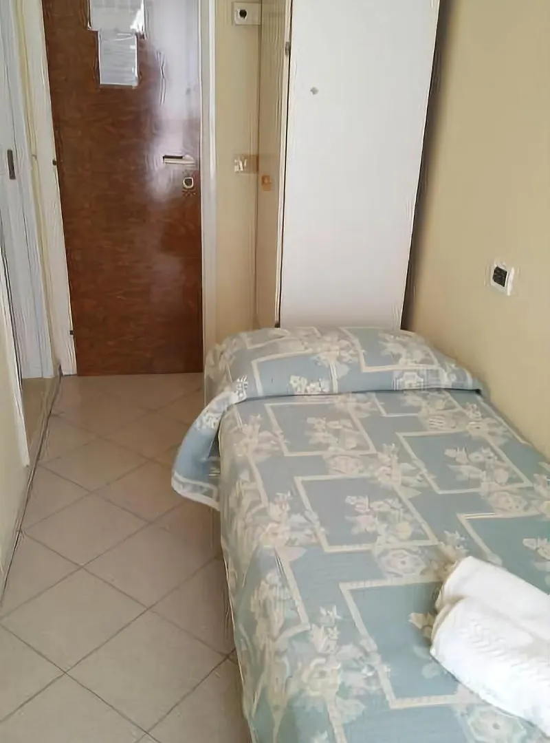 Family Hotel Las Vegas Riccione 3*,  Italy